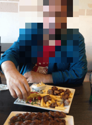 Mannen uppger att han inte klarade av att äta själv. Bild: Polisen