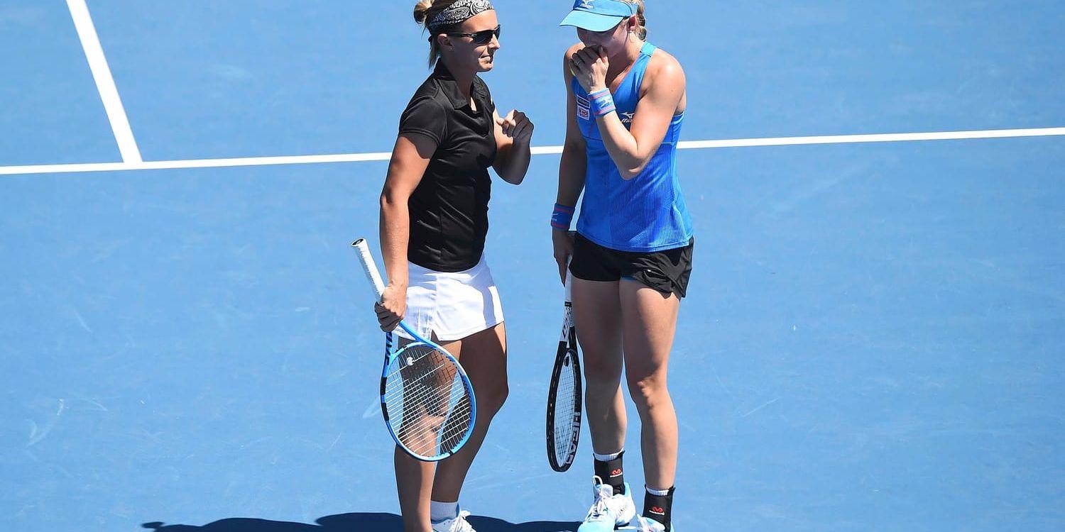 Kirsten Flipkens och Johanna Larsson vann sin andra match i dubbelturneringen i Australian Open. Arkivbild.