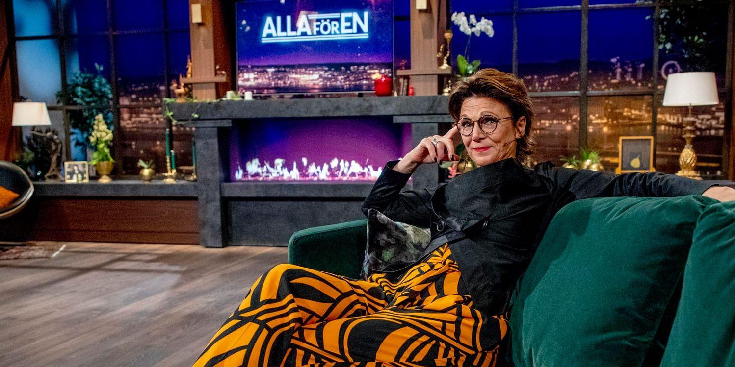 Katrin Sundberg leder SVT:s nya fredagsunderhållning "Alla för en".