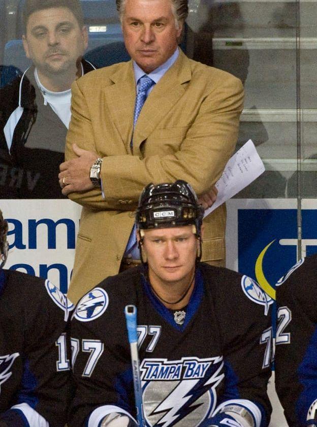 97-98. Tvåa den säsongen var Chris Grattons med 90 miljoner kronor i Philadelphia Flyers.