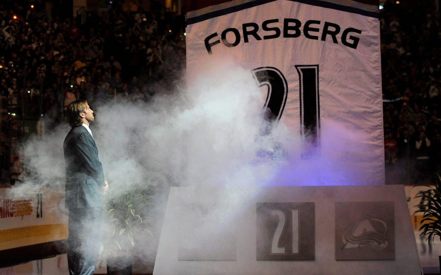 00-01. Peter Forsberg i Colorado Avalanche toppar listan med sina 89.6 miljoner kronor.
