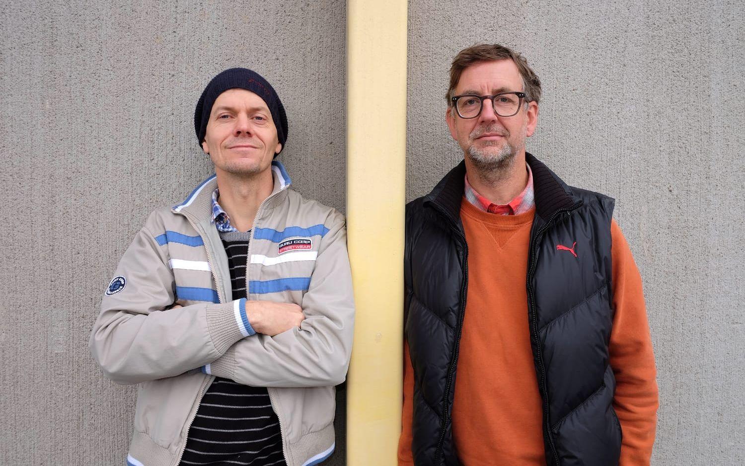 Roger Hansson (till vänster) och Niklas Hansson ställer ut på Hamnmagasinet den närmaste månaden. Bild: Privat