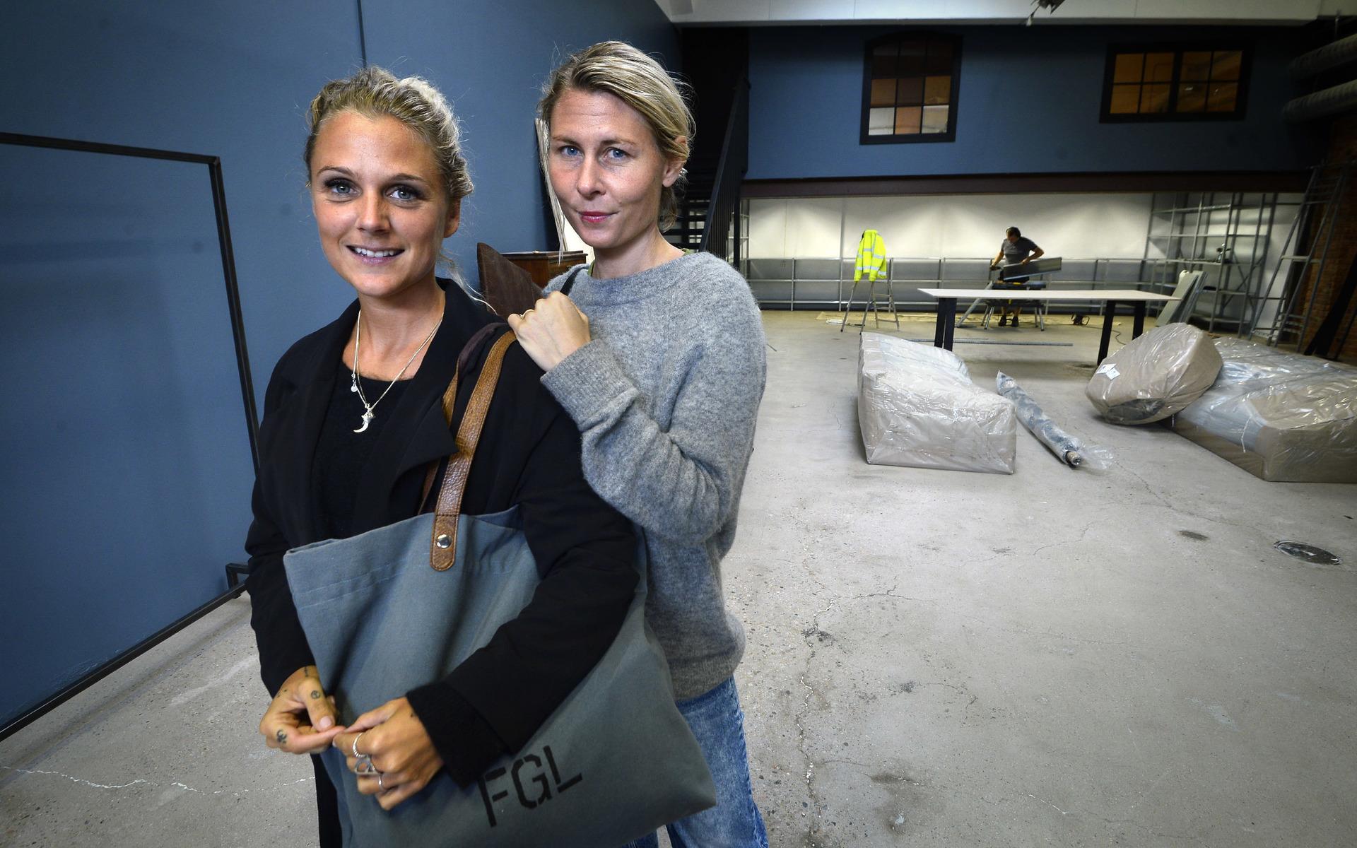 Kristin &quot;Krickelin&quot; Lagerqvist och Miranda ”Mirandarebecca” Johansson, FGL Store.