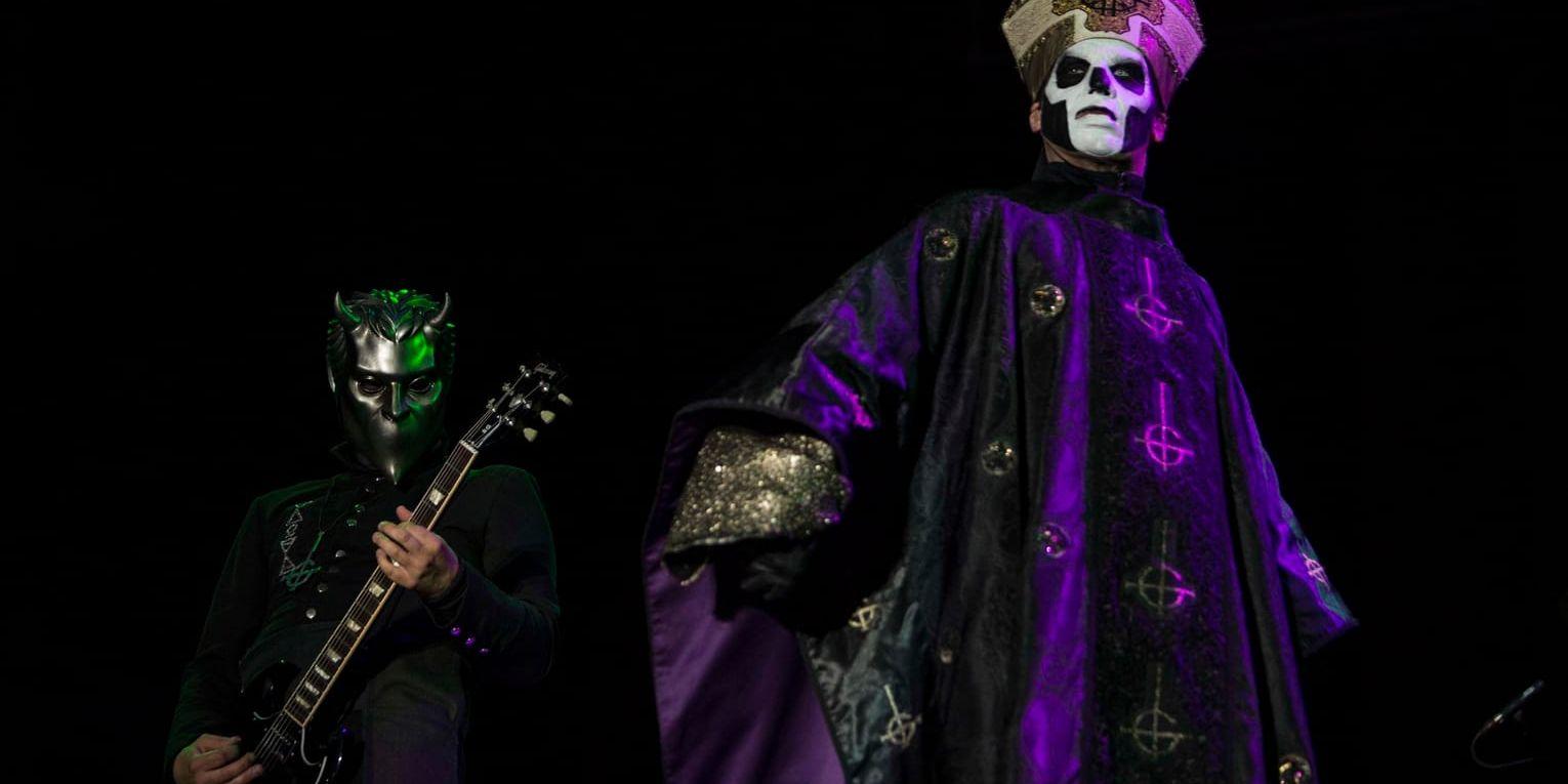 Ghost uppträder på en metalfestival i Mexiko 2016. Arkivbild.