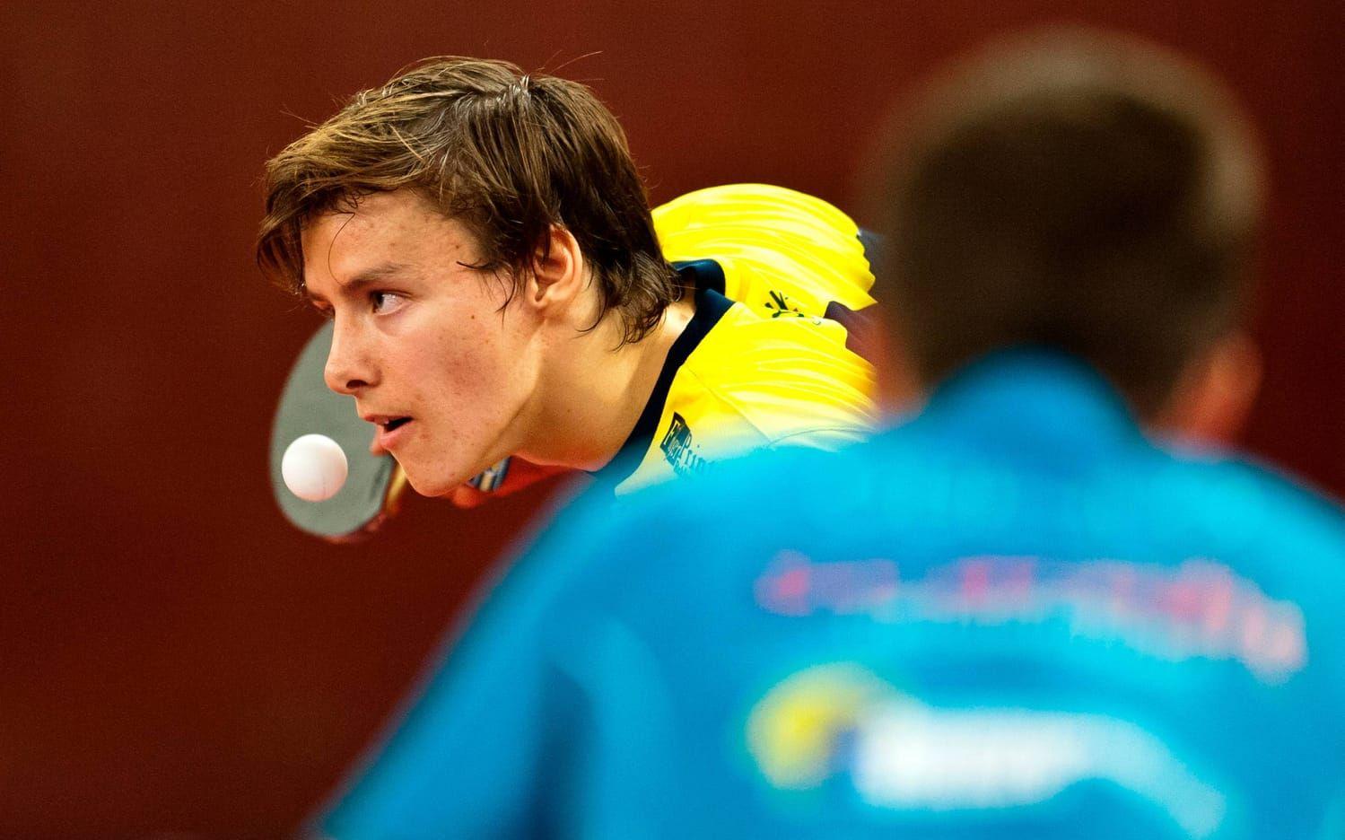 23. (23) Alexander Franzén – Bordtennis. I juniorklassen finns det ingen som slår honom. Och tog under 2016 steget in i senioreliten efter ett flertal fina matcher i Pingisligan. Alltid servärd!