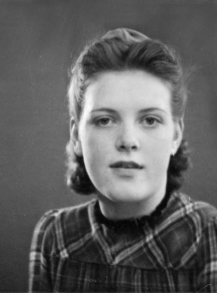 Flickan från Århus. Margrethe Thomsen som ung, uppvuxen i kommunistiska kretsar i danska Århus, vilket gav henne kunskap om de motståndsmän som hon angav. Bild: Frihedsmuseet