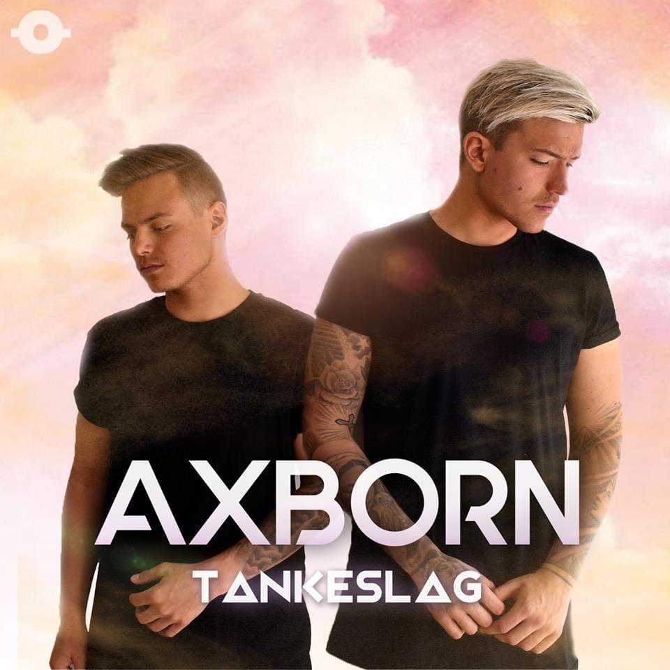 Tv-kusinerna Axborn, kända från Sveriges Modigaste och Paradise hotel, släpper sin första singel på fredagen.