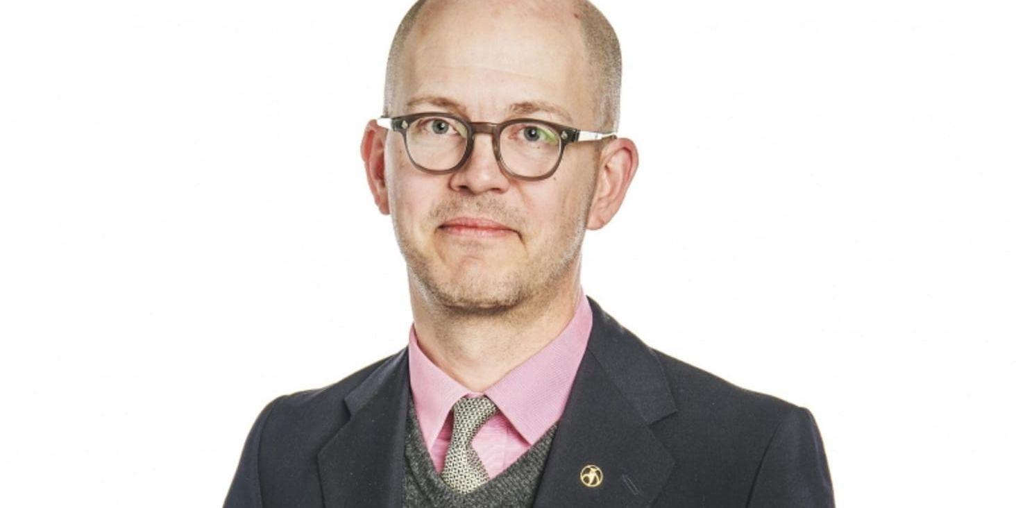 Per Gudmundson, mångårig ledarskribent på Svenska Dagbladet, lämnar journalistiken och blir presschef i Kristdemokraternas partiledarstab.