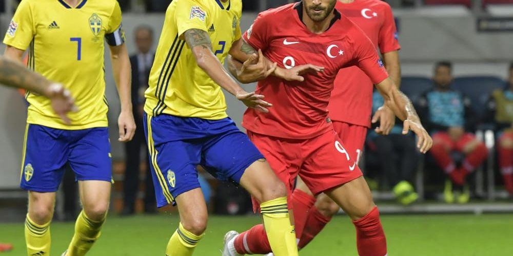 Sverige tappar på Fifa-rankningen efter förlustmatcherna mot Österrike och Turkiet (bilden). Arkivbild.
