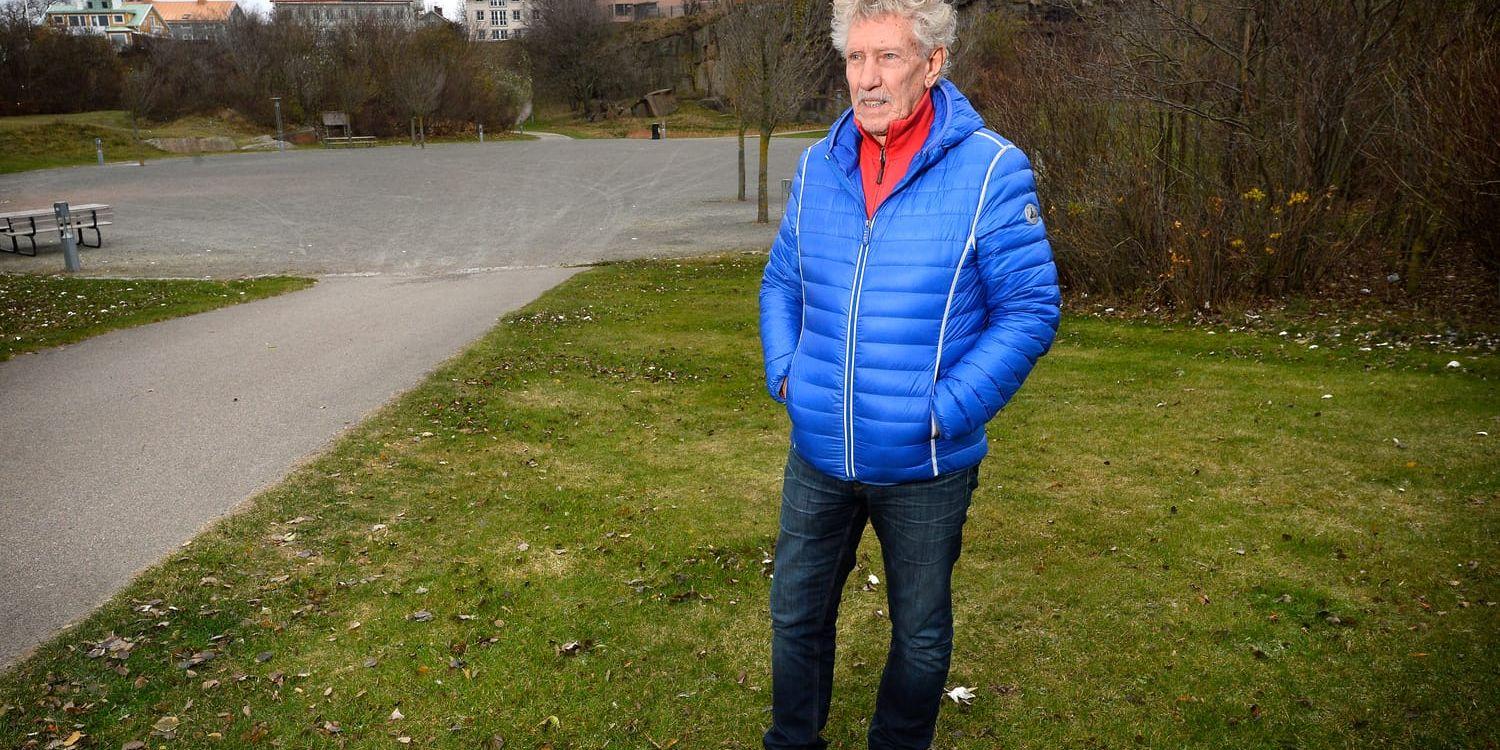 Mats Peterson, Varbergs Bouleklubb Kulknappen, vädjar till kommunen om toaletter vid Stenbrottet. Bild: Annika Karlbom