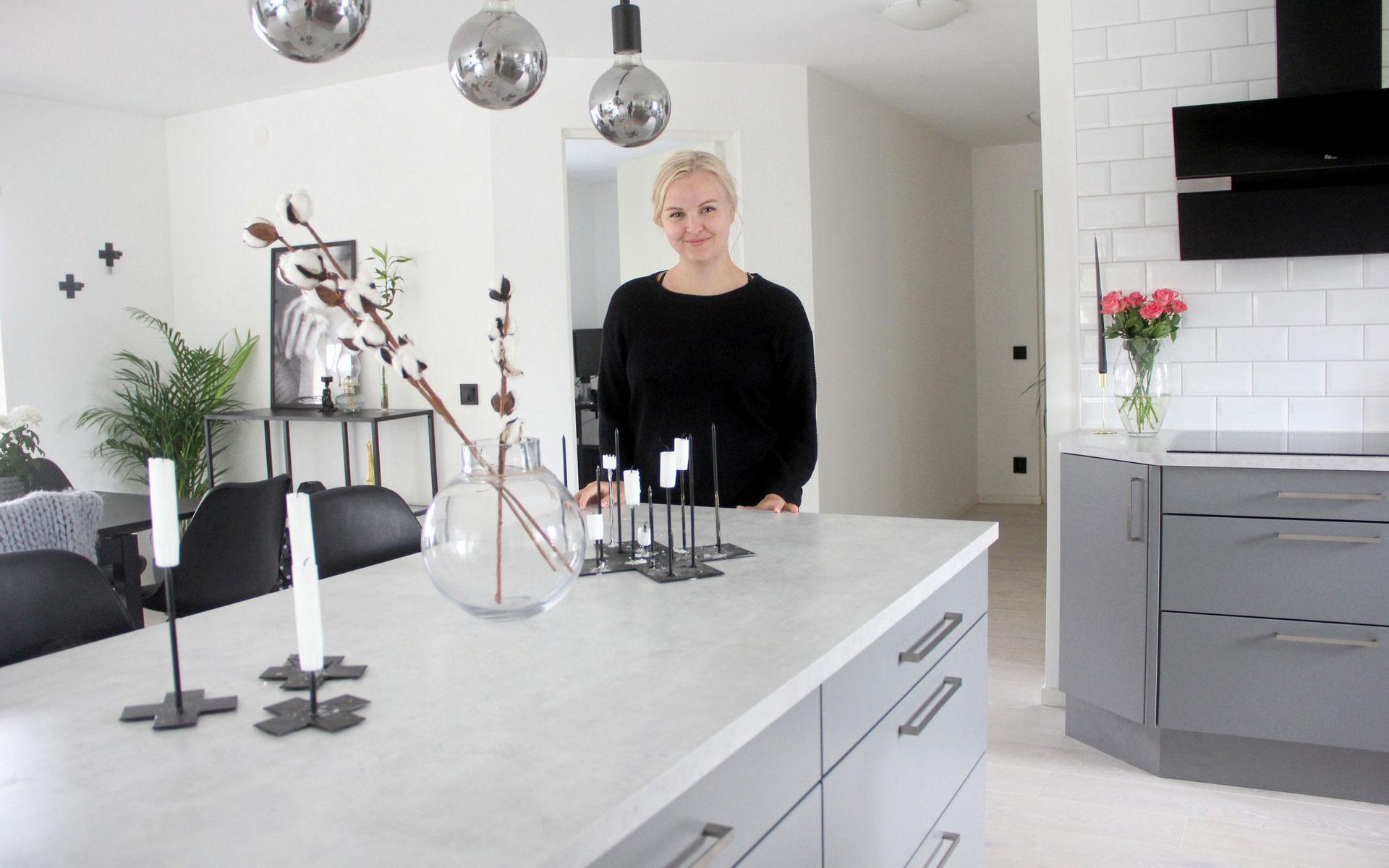 Emelie Karlsson och hennes sambo köpte huset i Träslöv för ett år sedan. Sedan dess har det genomgått en totalförvandling.