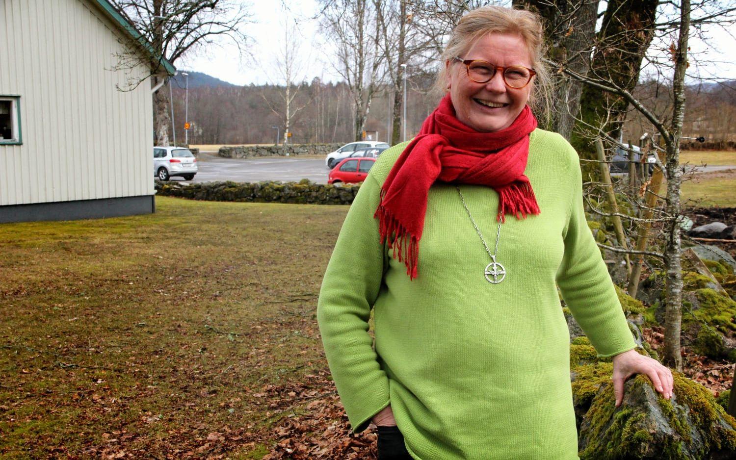 Ingela Bertilsson jobbar till vardags som diakon i Svenska kyrkan. En gång i månaden sover hon ute i naturen.