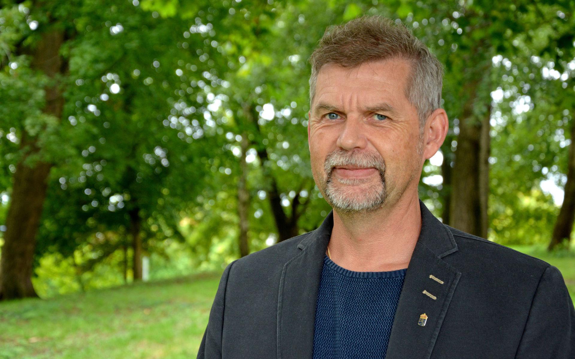 Martin Broberg, naturvårdshandläggare på Länsstyrelsen Halland tycker inte att det finns anledning till rädsla i skogen. Däremot ska man &quot;visa respekt för djuren och ge varandra levnadsutrymme&quot;.