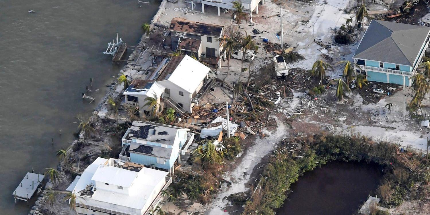 En fjärdedel av husen i ögruppen Florida Keys har förstörts av monsterorkanen Irams framfart.
