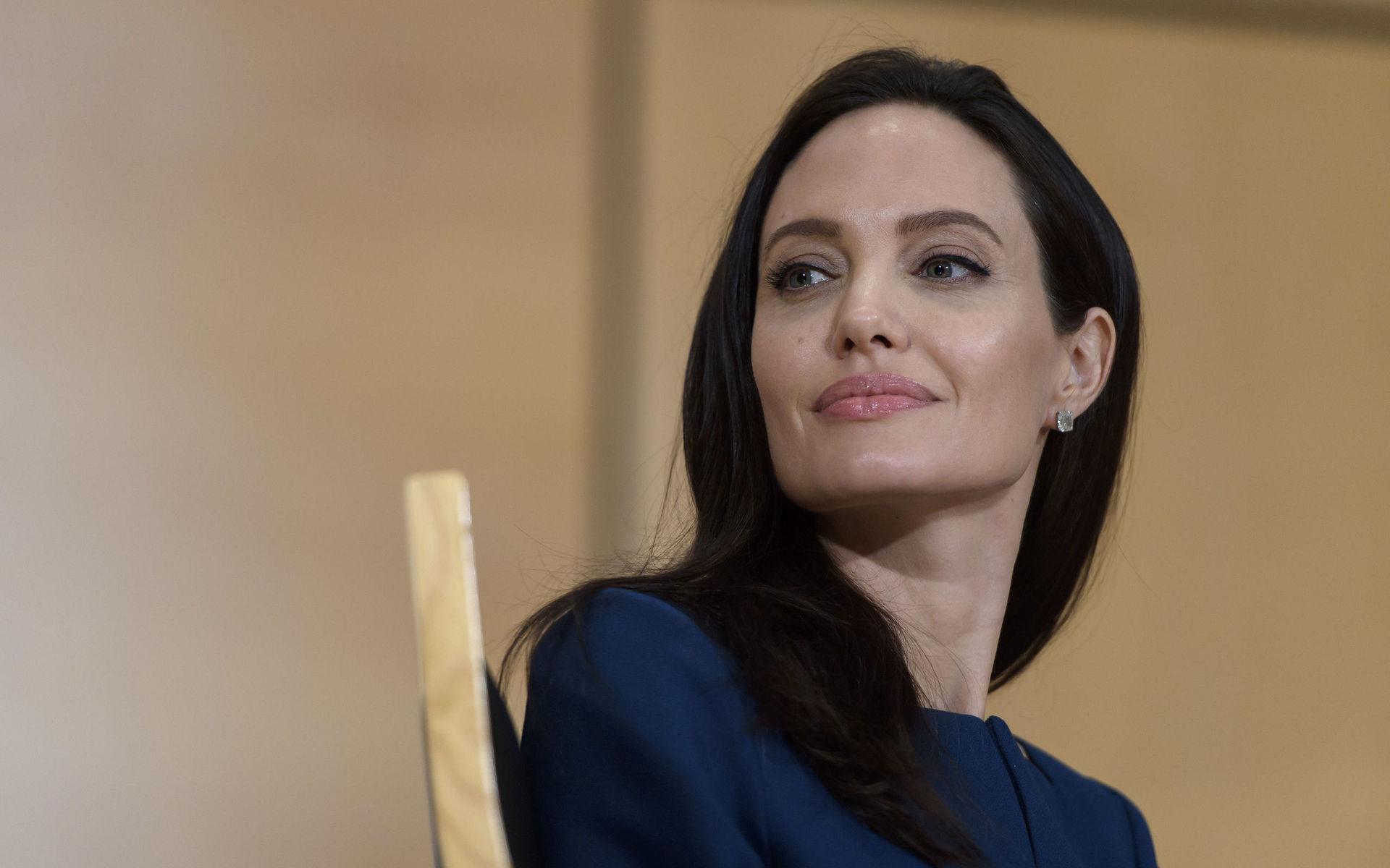 Margareta Svensson Riggs fick möjlighet att tacka Angelina Jolie personligen i samband med en visning av hennes film &quot;Unbroken&quot;.