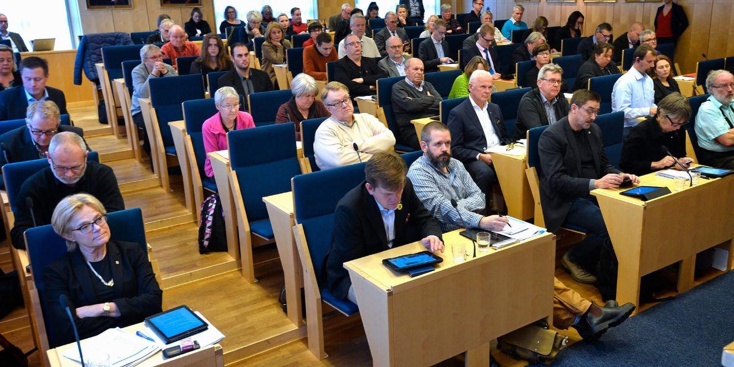 Blir kvar. Det här är en bild från dagens kommunfullmäktige i Varberg (2015). Vilka blir kvar efter valet om ett år?