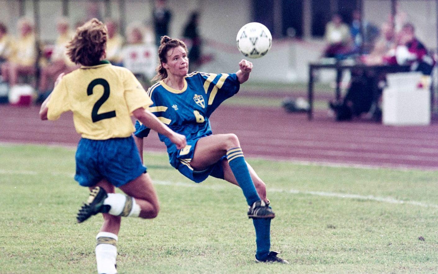 Malin Swedberg, 48, har spelat 78 A-landskamper och var med och tog VM-brons i Kina 1991. Fem år senare tog hon emot Diamantbollen. Bildbyrån.