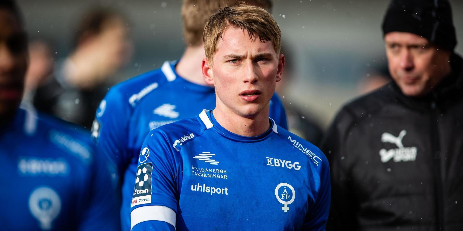 Gabriel Johansson kommer fortsätta att representera Åtvidabergs FF på lån från Falkenbergs FF.