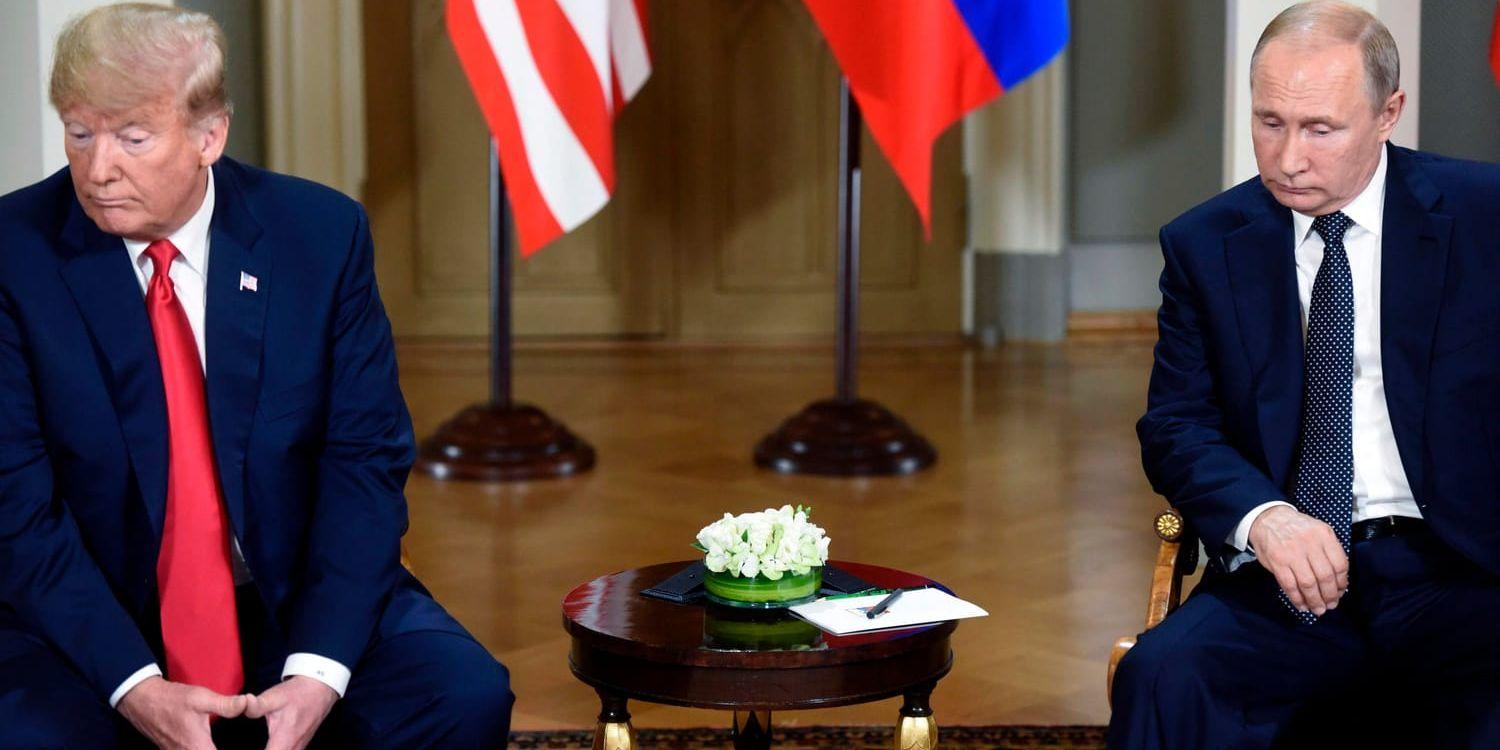USA:s president Donald Trump och Rysslands president Vladimir Putin vid ett möte i Finlands huvudstad Helsingfors i juli 2018. Arkivbild.
