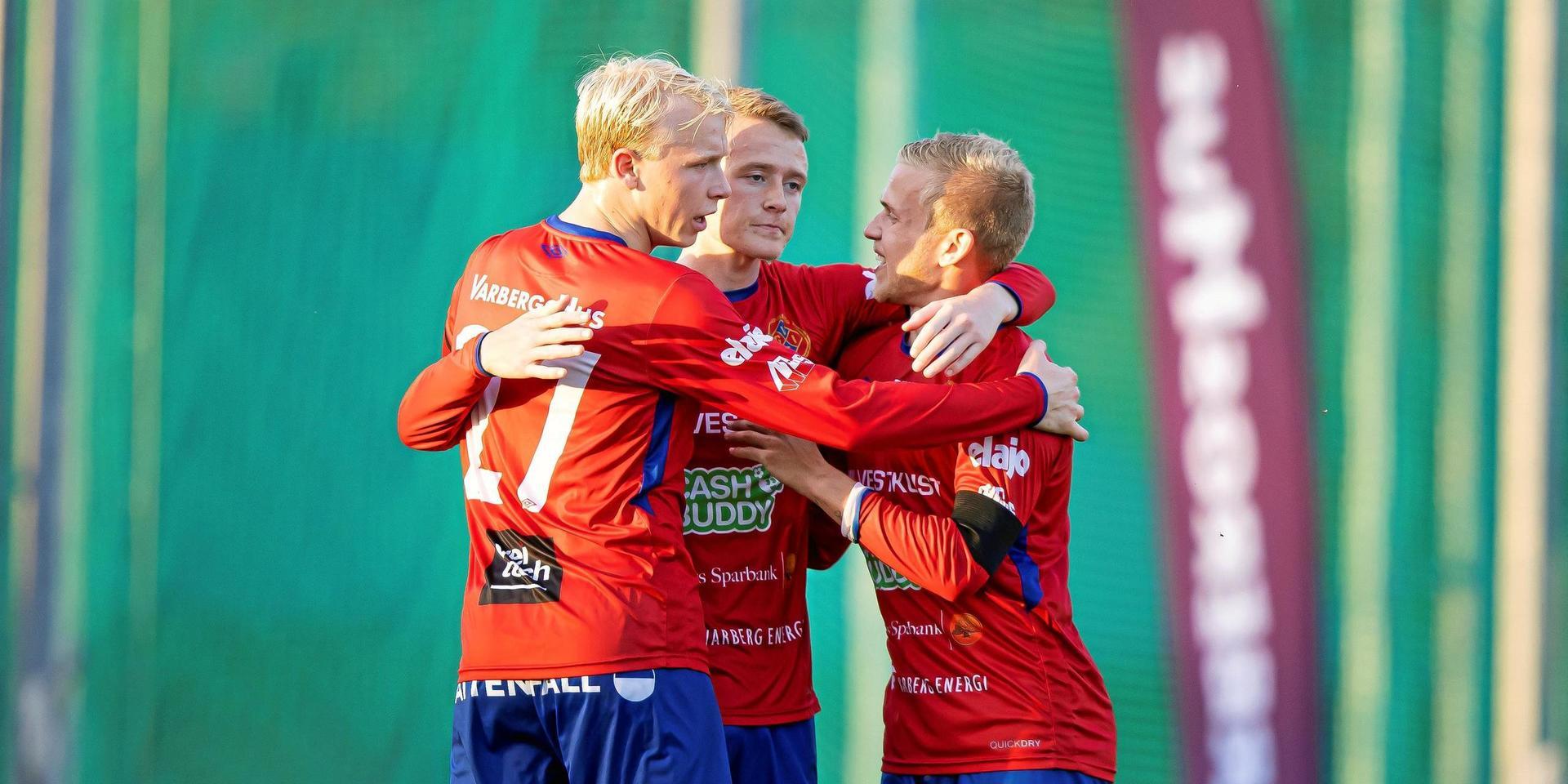 Varbergs Gif, med Rasmus Cronwall i spetsen, möter IS Halmia i en match som Hallands Nyheter sänder. 
