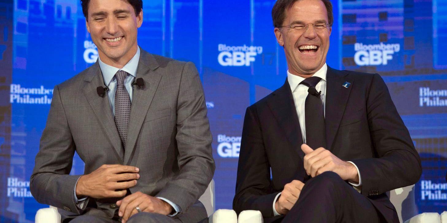 Mark Rutte (till höger), här tillsammans med sin kanadensiske kollega Justin Trudeau vid ett forum organiserat av Bloomberg i New York i september.
