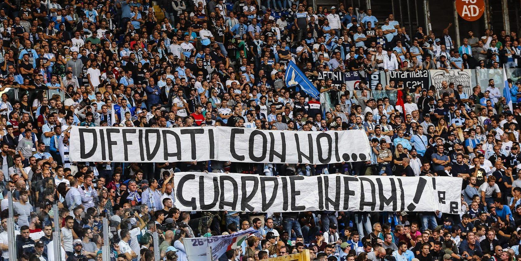 Lazios klackläktare Curva Nord i matchen mot Sassuolo. Arkivbild.