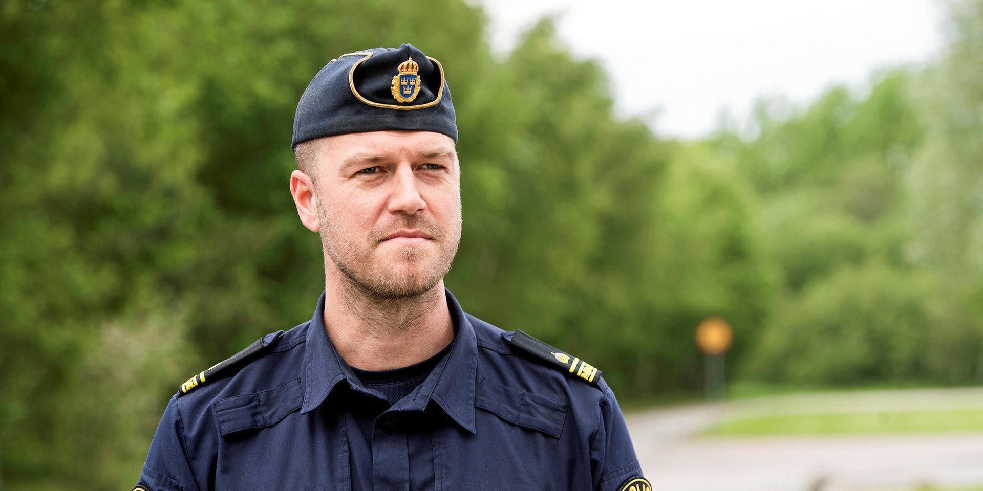 ”Sociala medier är ett väldigt bra verktyg för polisen”, säger stationsbefäl Anders Persson