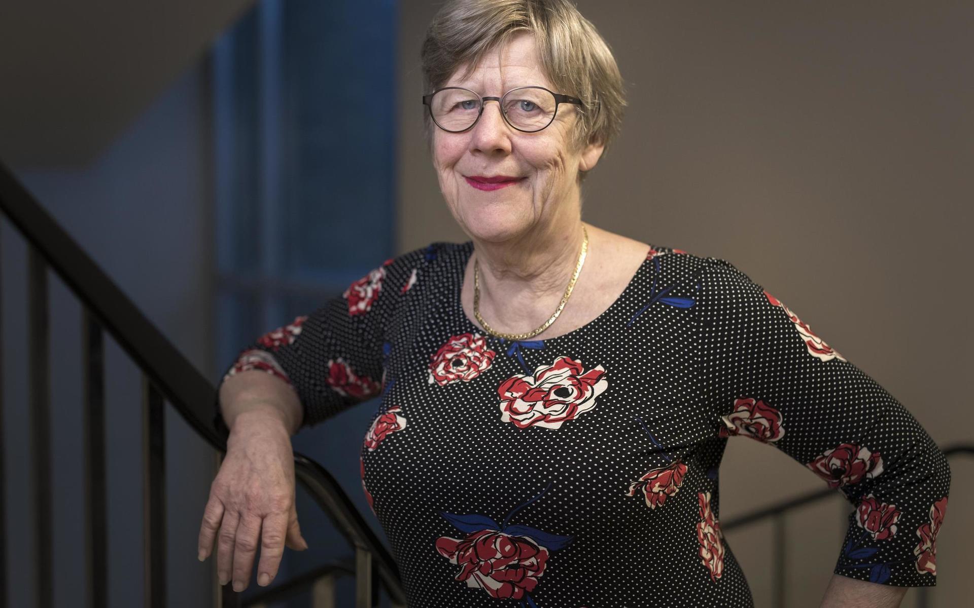 Agnes Wold har själv vaccinerats med Astra Zenecas vaccin och ser inga skäl till oro för personer över 65.