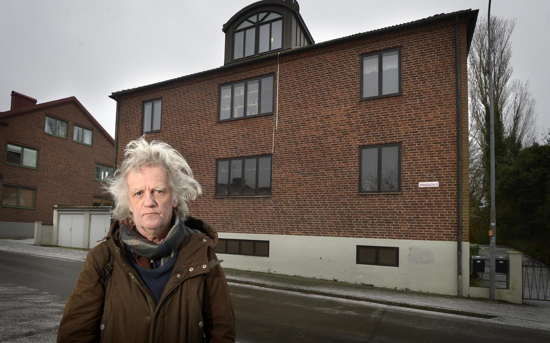 Författaren och krönikören Carl Erland Andersson ska flytta till Snidaregatan och bli Jan Myrdalbibliotekets värd.