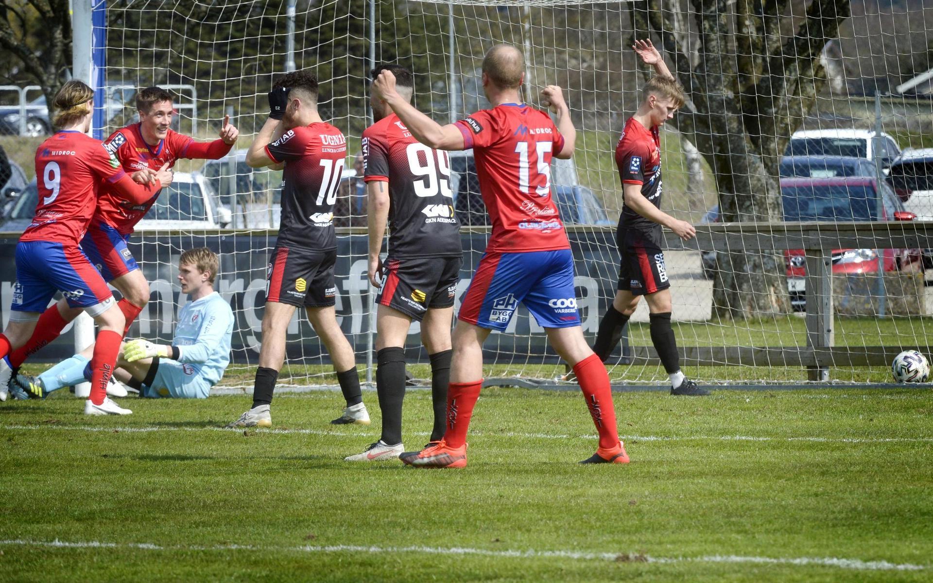 Det blev en grinig tillställning mellan Tvååker och Trollhättan, som slutade 1–1.