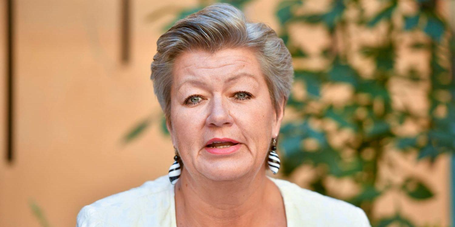 Arbetsmarknadsminister Ylva Johansson (S) vill se en lag som stänger ute brottsliga kunder. Arkivbild.
