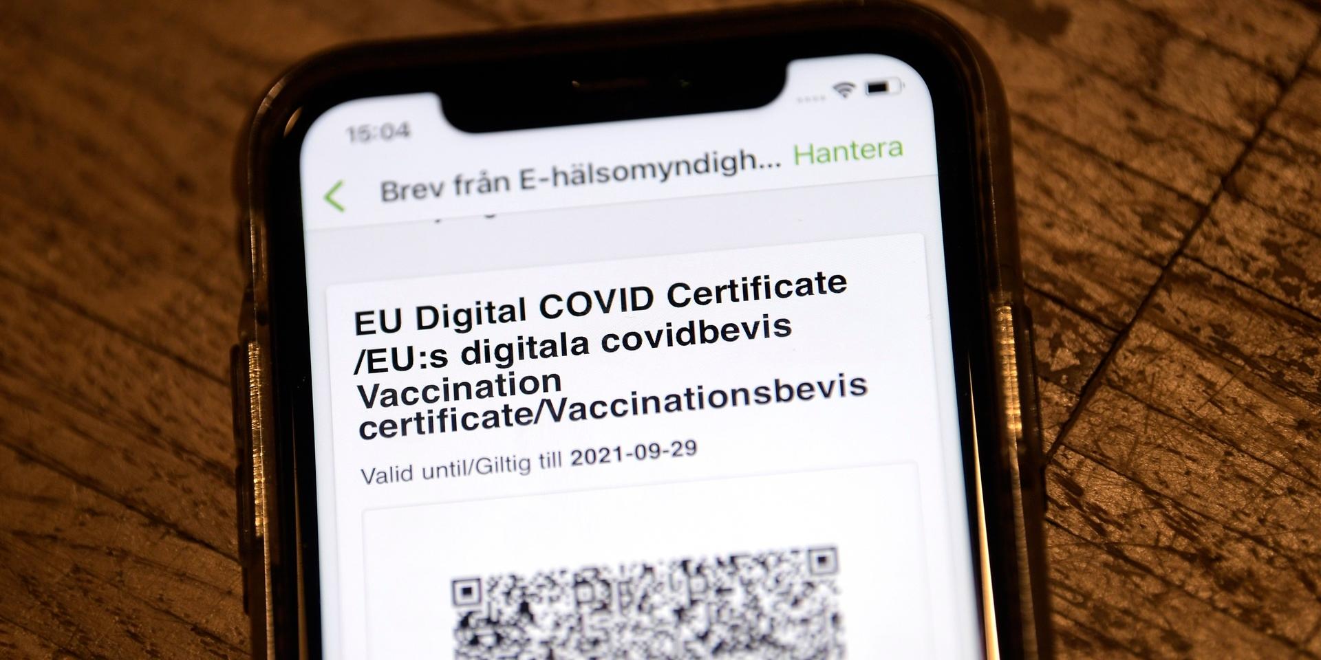 STOCKHOLM 20210701
Covid Vaccinationsbevis. Det digitala vaccinpasset.
Foto Janerik Henriksson / TT kod 10010


