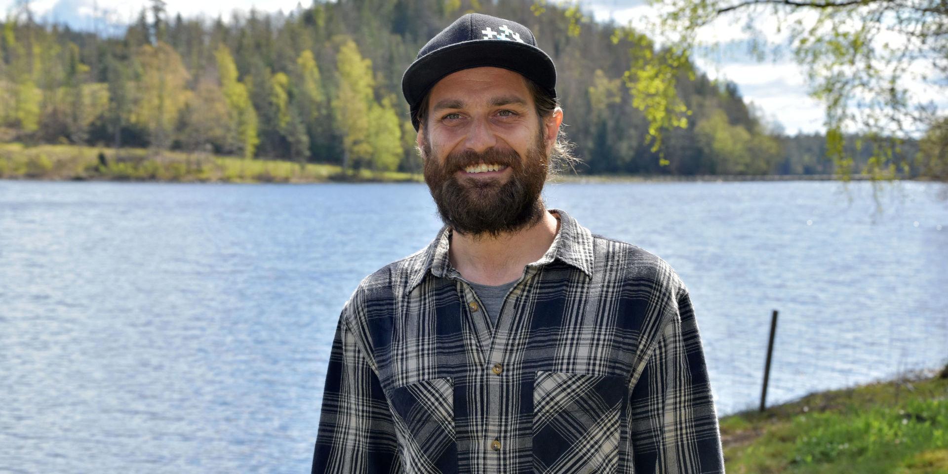 Sebastian Larsson är friluftsstrateg på Kultur- och fritidsförvaltningen. Han leder arbetet med kommunens satsning på Naturkartan.
