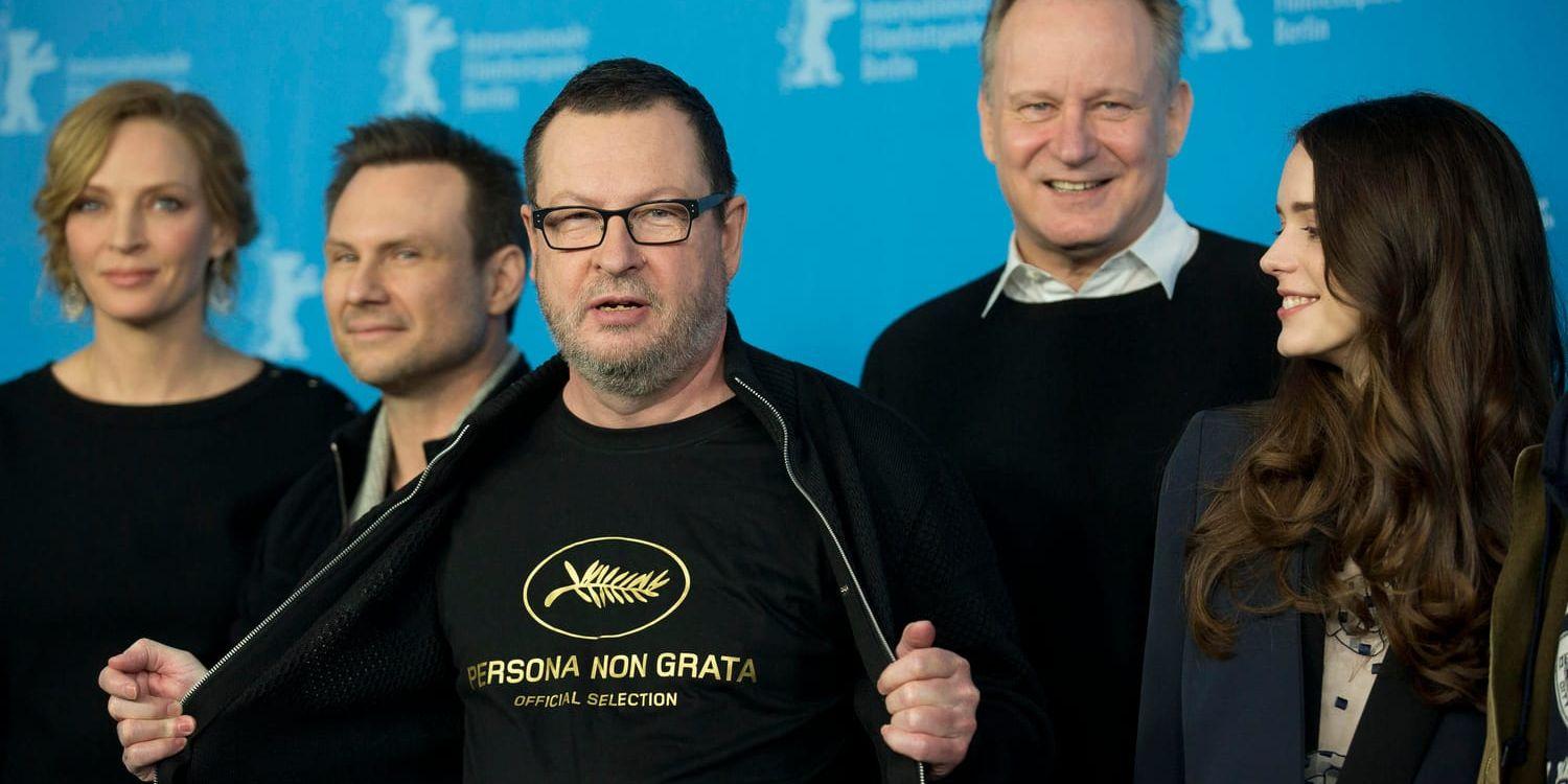 Lars von Trier stoltserar med bannlysning under Berlins filmfestival 2014. Arkivbild.