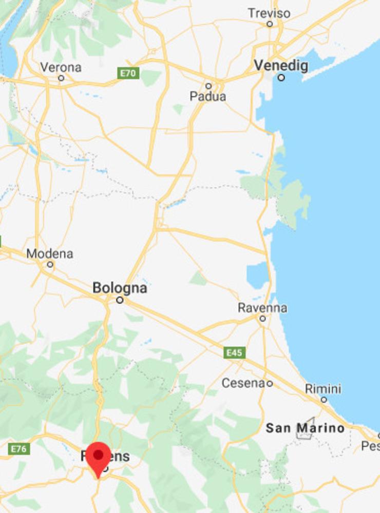 Tavarnuzze ligger centralt, söder om Florens i Toscana. Bild: Google Maps