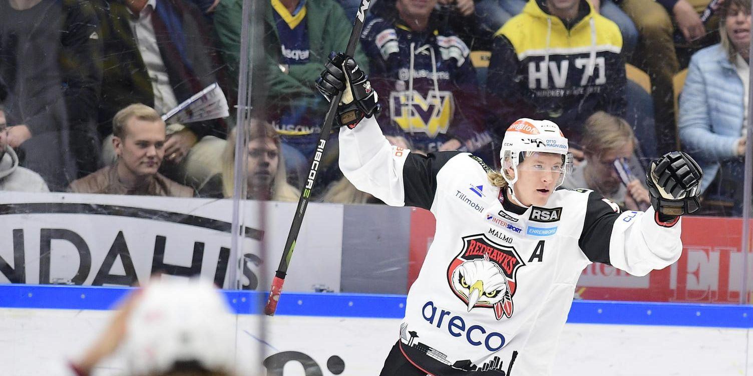 Malmös Emil Sylvegård jublar efter att ha gjort matchens enda mål borta mot HV71.