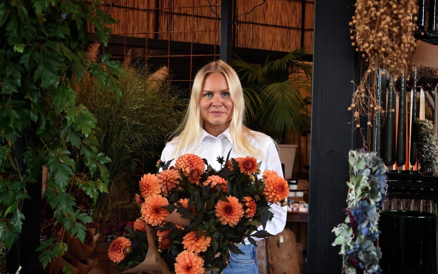 Johanna Hultgren bytte klassrummet mot blomsterbutiken. ”Det är kul med det kreativa även om jag saknar läraryrket” säger hon.