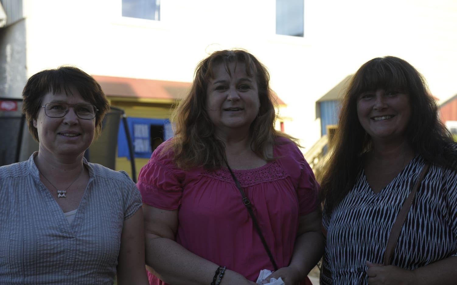 Eva Jansson, Nada Helldal och Suzan Bozovic såg fram emot kvällen.