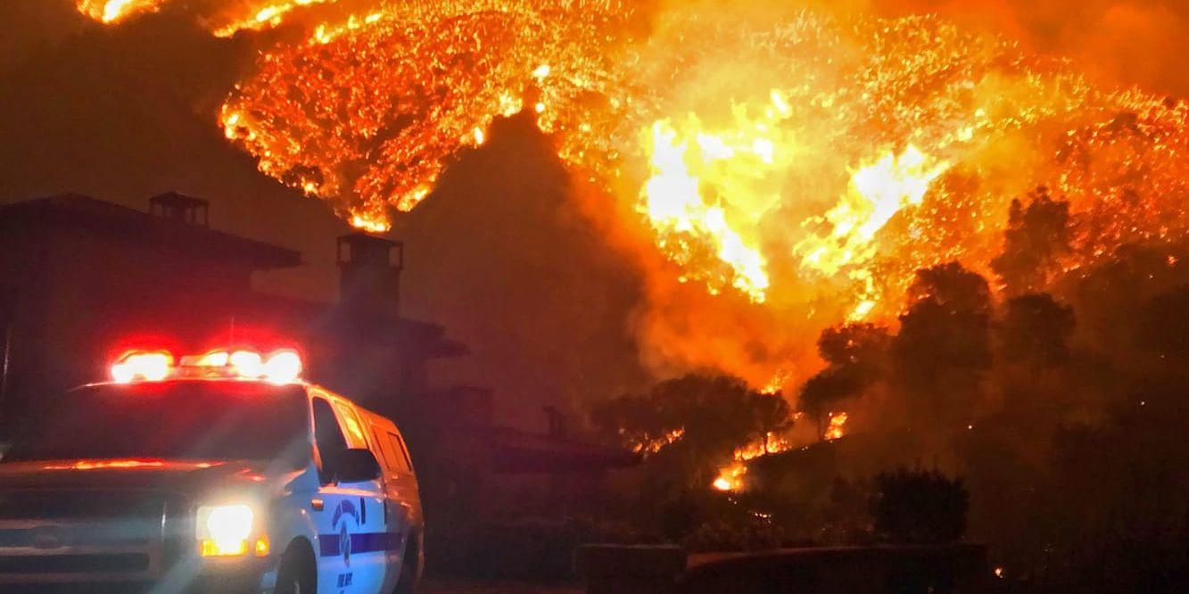 Den omfattande skogsbranden Kalifornien är fortfarande inte under kontroll.