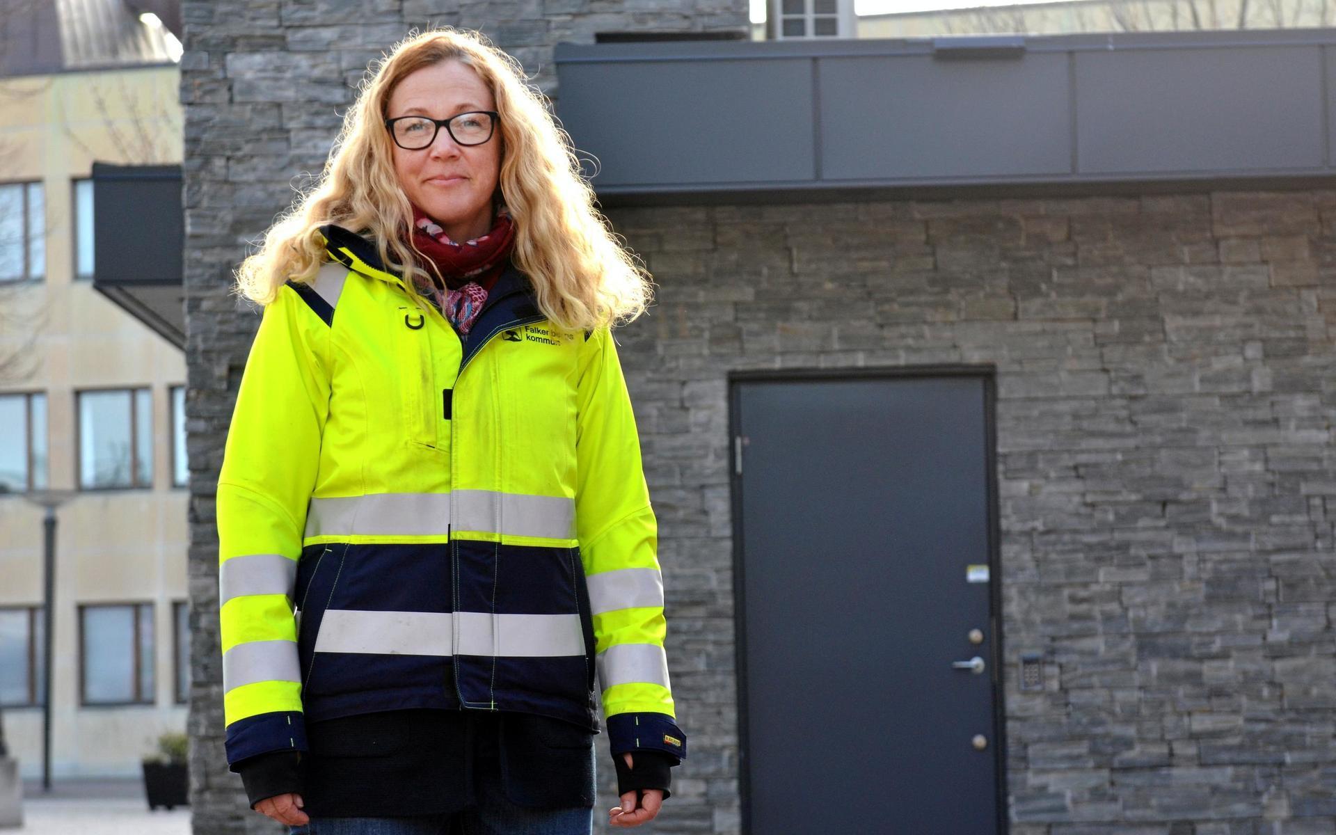 Anna Baeck, projektledare Falkenbergs kommun, hoppas lekplatsen står färdig i maj. 