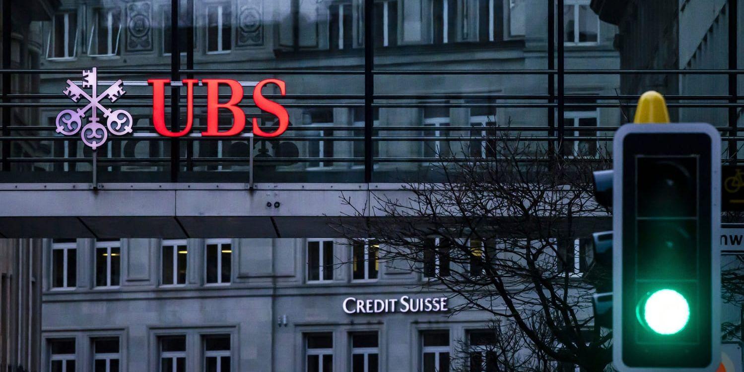 UBS och Credit Suisse är landets två största banker.