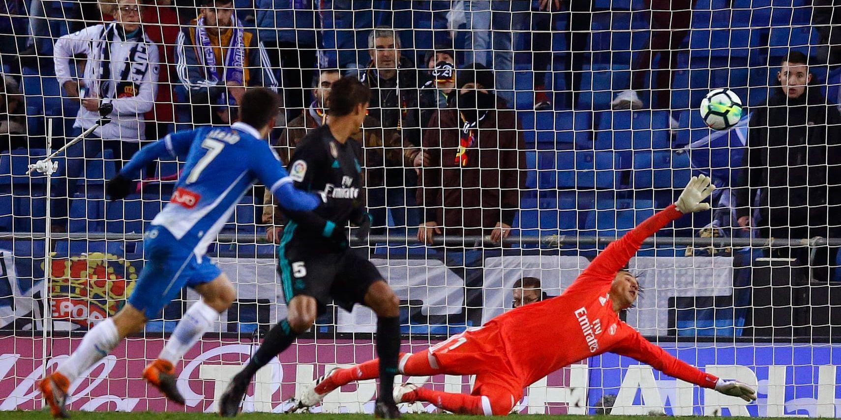 Gerard Moreno gjorde mål på matchens sista spark och sänkte Real Madrid.