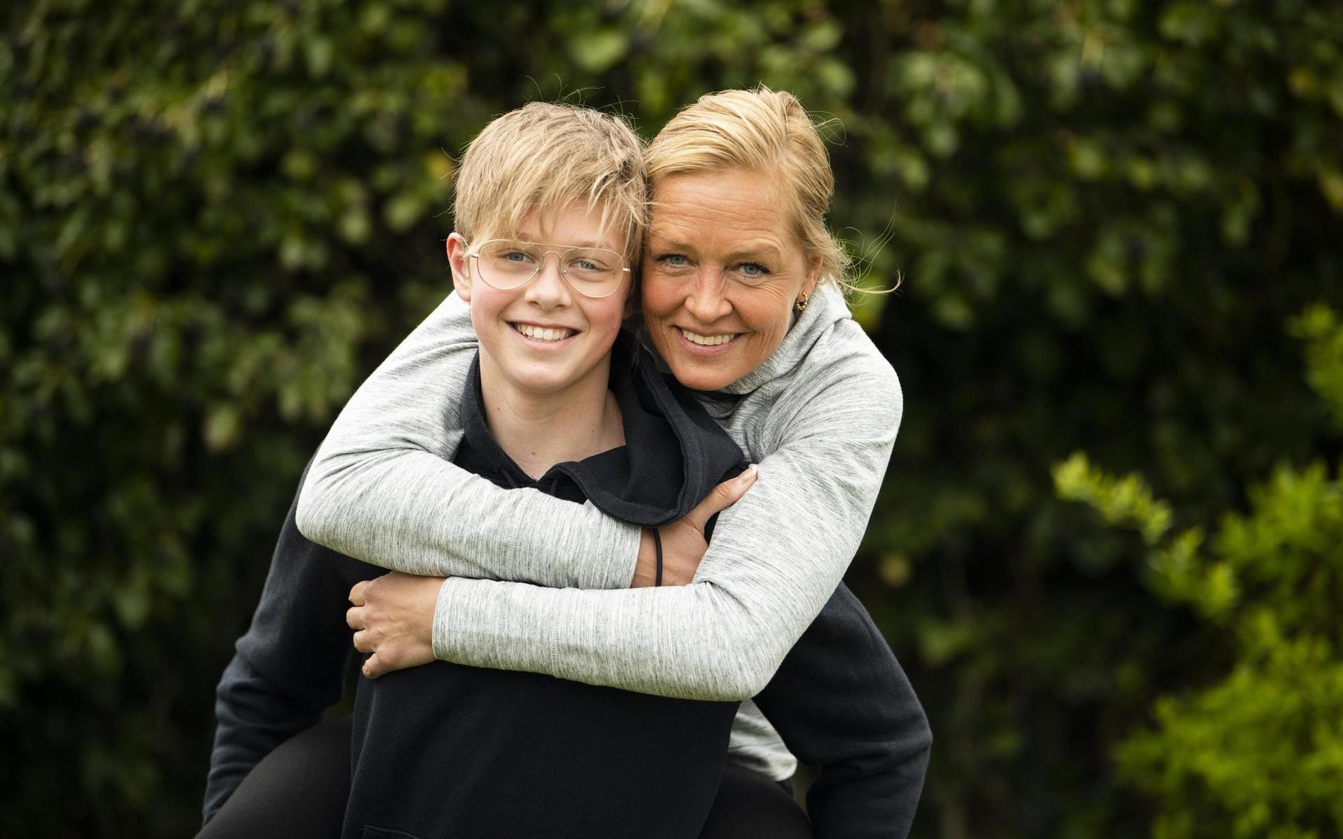 Sin drivkraft och inspiration får Åsa Keller från sina söner Emil (på bilden) och Charlie. – Mina barn och deras fritidsintressen är min livsglädje, säger hon.