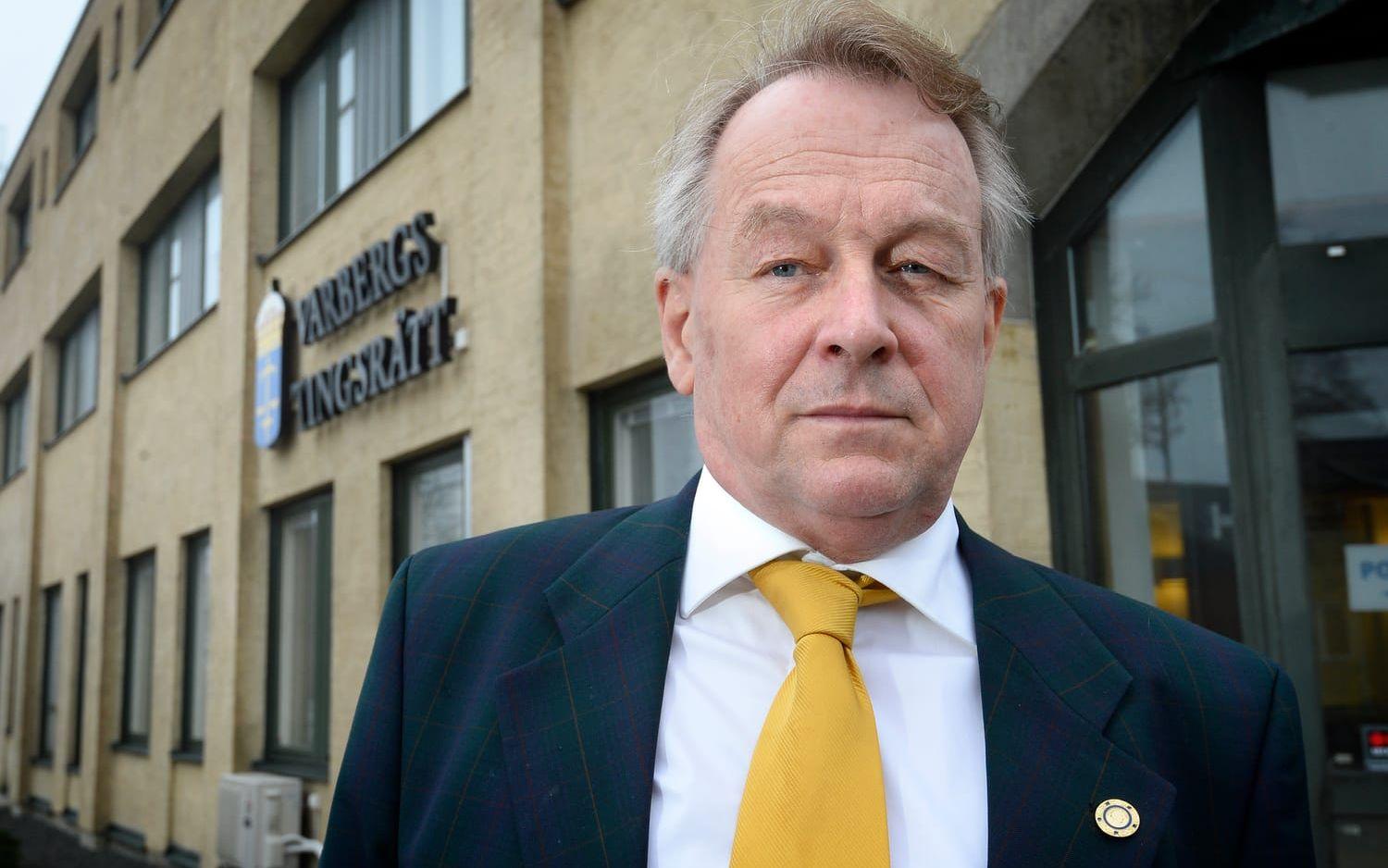 Den moderate politikern Sven Andersson hävdar att han har fått fika gratis ibland på Hotell Gästis och har betalat för andra måltider där. Bild: Annika Karlbom