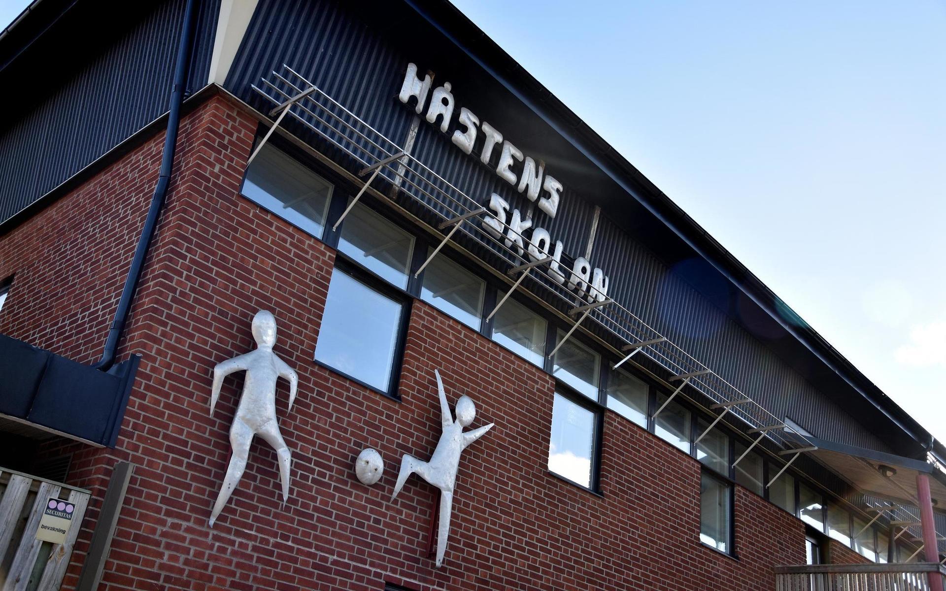 Två skolor i kommunen anses extra utsatta för en öppning. Däribland Håstensskolan. 