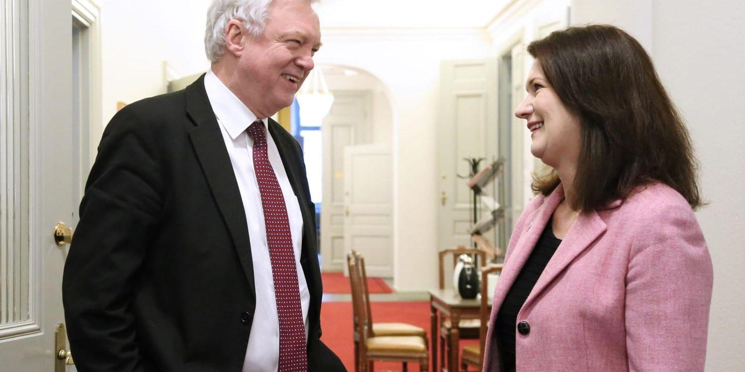 David Davis, minister för Storbritanniens utträde ur EU, och Sveriges EU-minister Ann Linde möttes i Stockholm under onsdagen.
