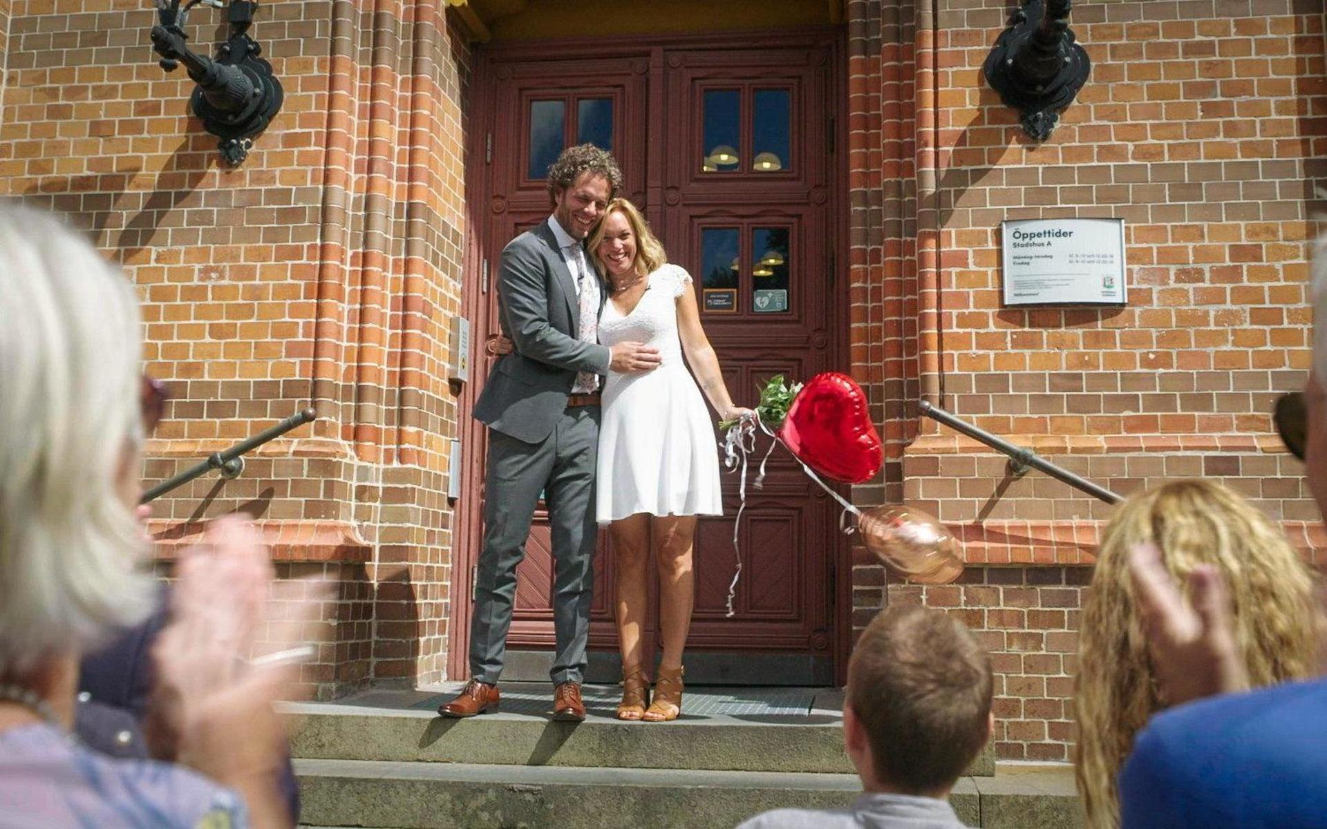 2020 gifte sig Andreas Gustavsson och Jennie Berg och tog Vinterthun som efternamn.