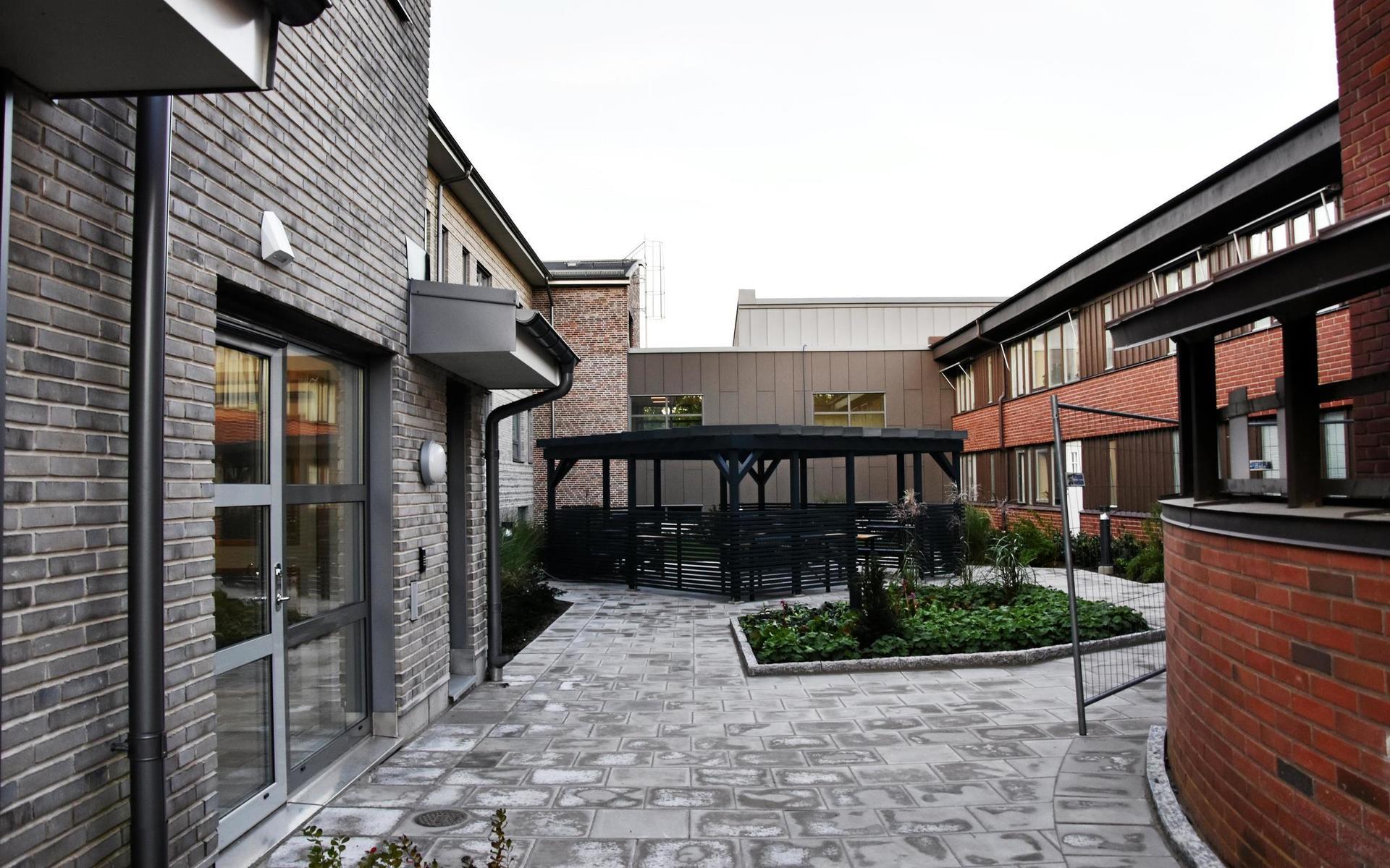 Solhagas nya tillbyggnad med 45 vårdplatser.
