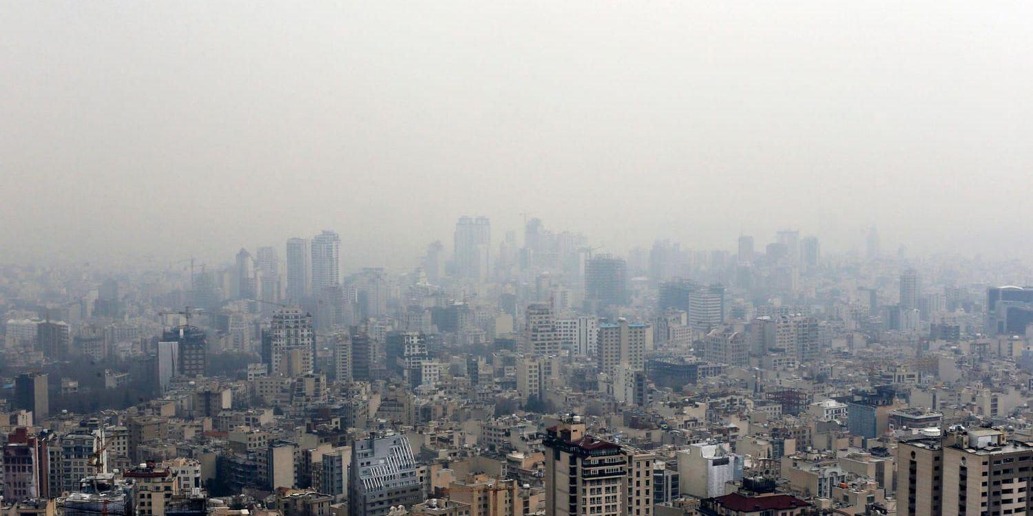 Smog över Teheran, december 2015.