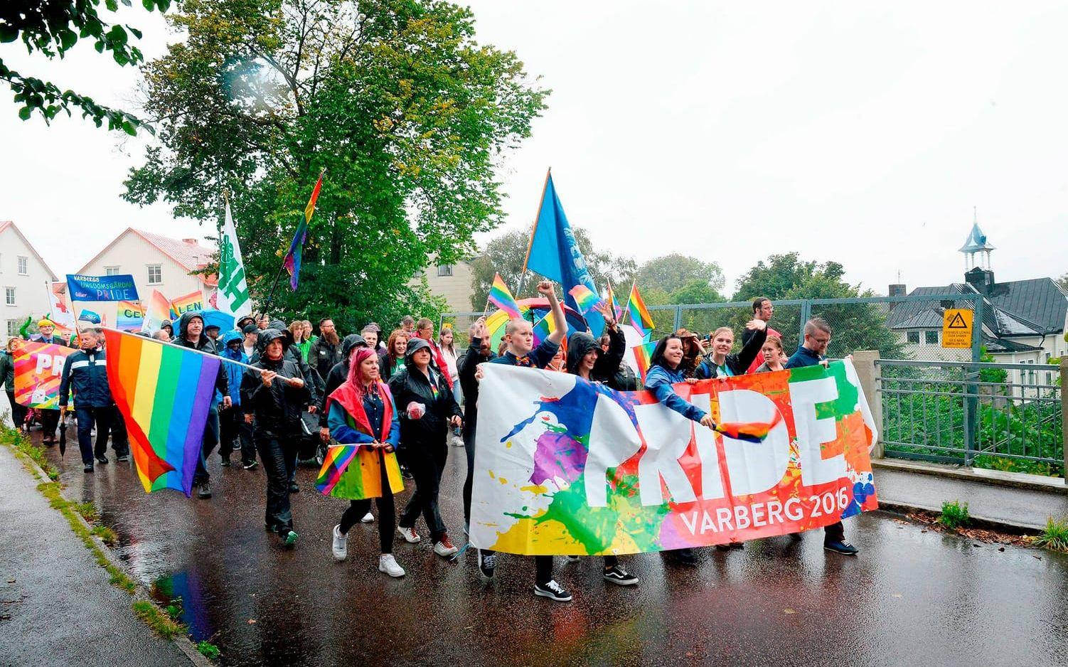 Trots vädret förra året blev Pride en riktig regnbågsfest. Bild: Edith Camilla Svensson/Arkiv